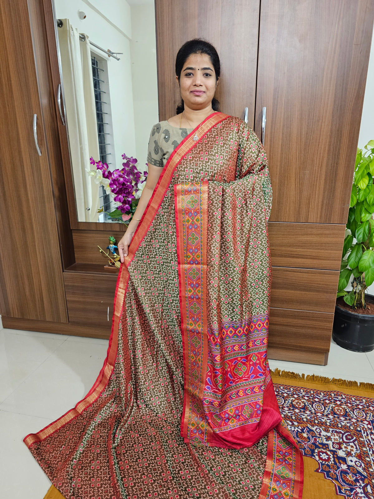 Soft Patola Sarees with Small Border - Dark Green Shade with Red