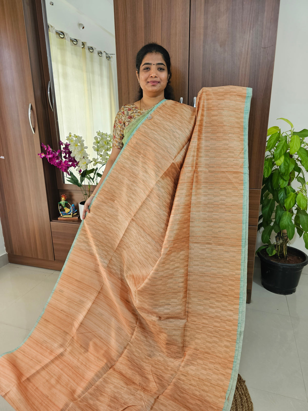 Semi Maandu Tussar Zari Weaving Saree - Dark Orange with Sea Green