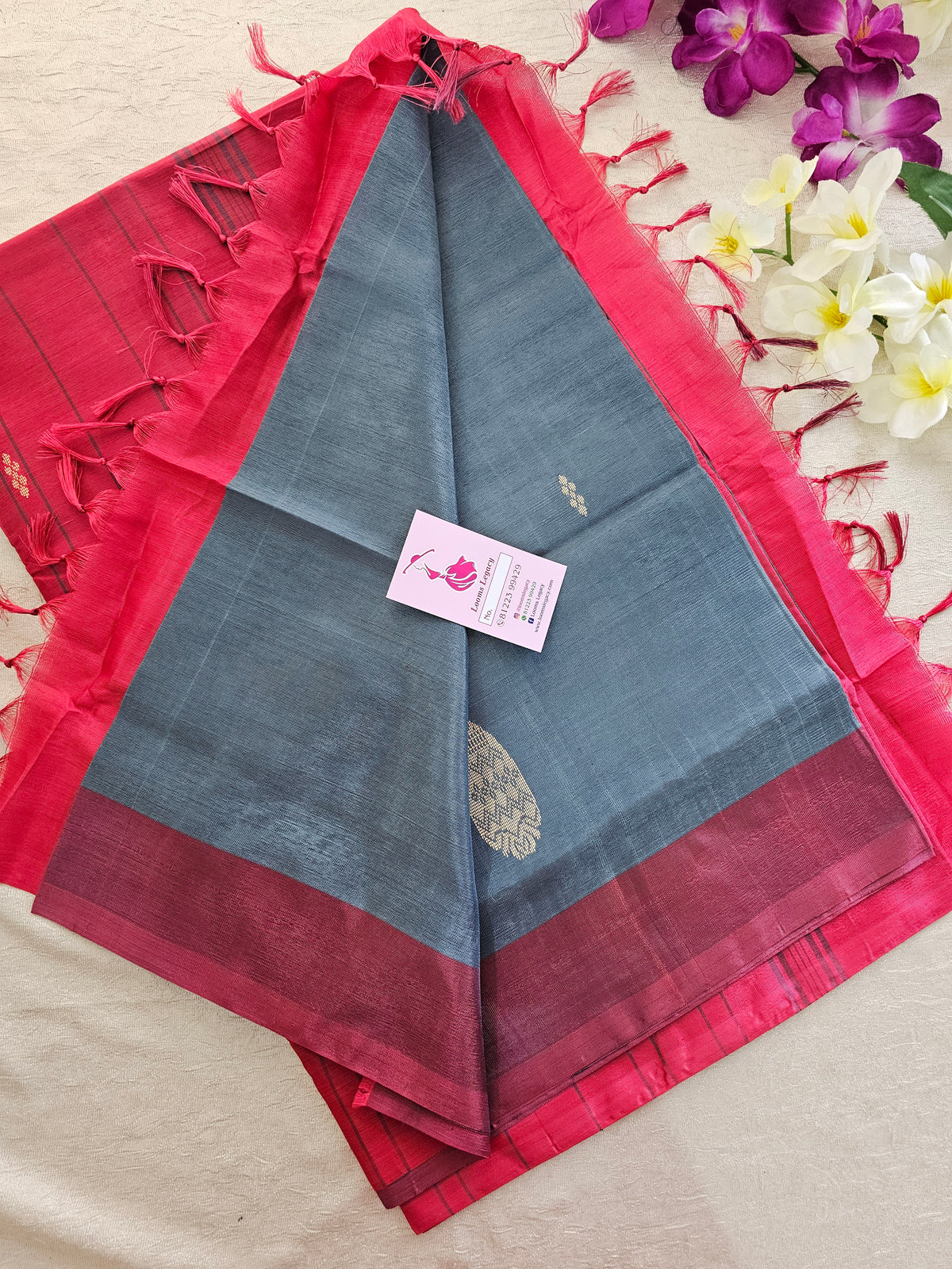 Grey with Pink Pallu Handwoven Chinnalampattu Saree