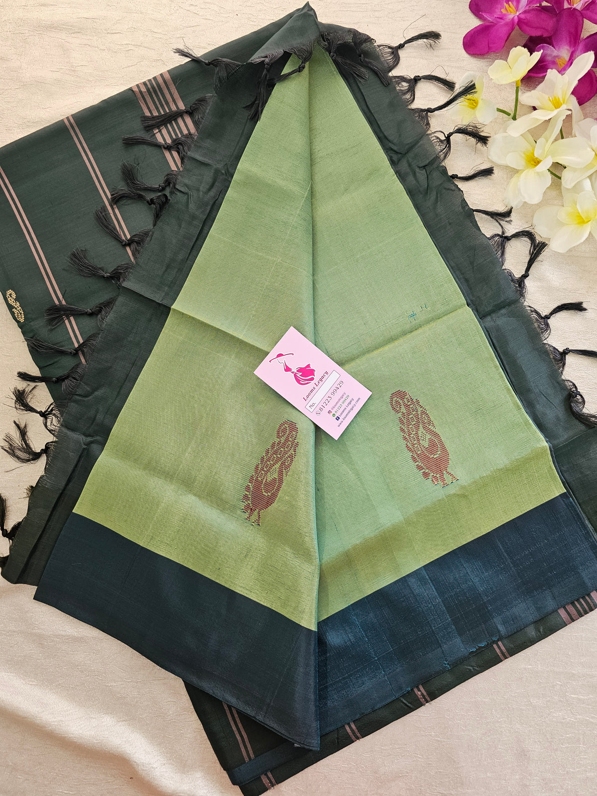 Green with Peacock Green Border and Pallu Handwoven Chinnalampattu Saree