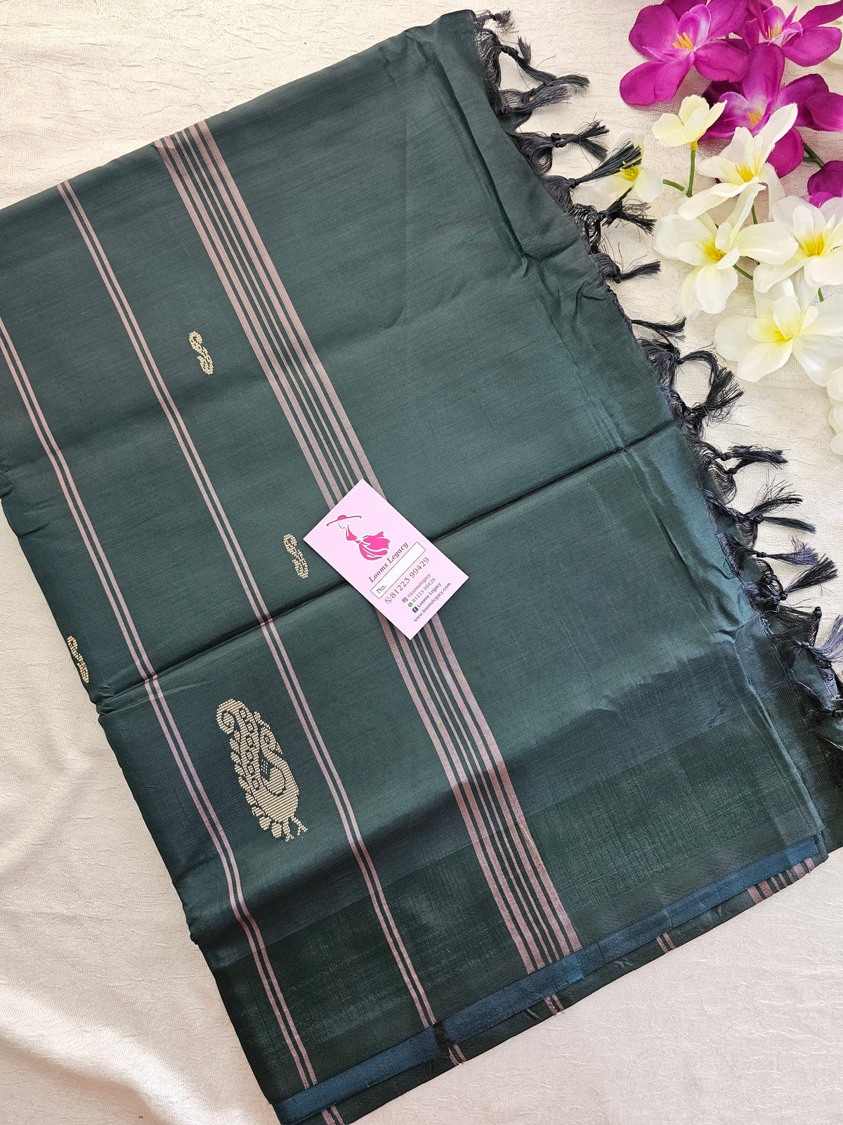 Green with Peacock Green Border and Pallu Handwoven Chinnalampattu Saree