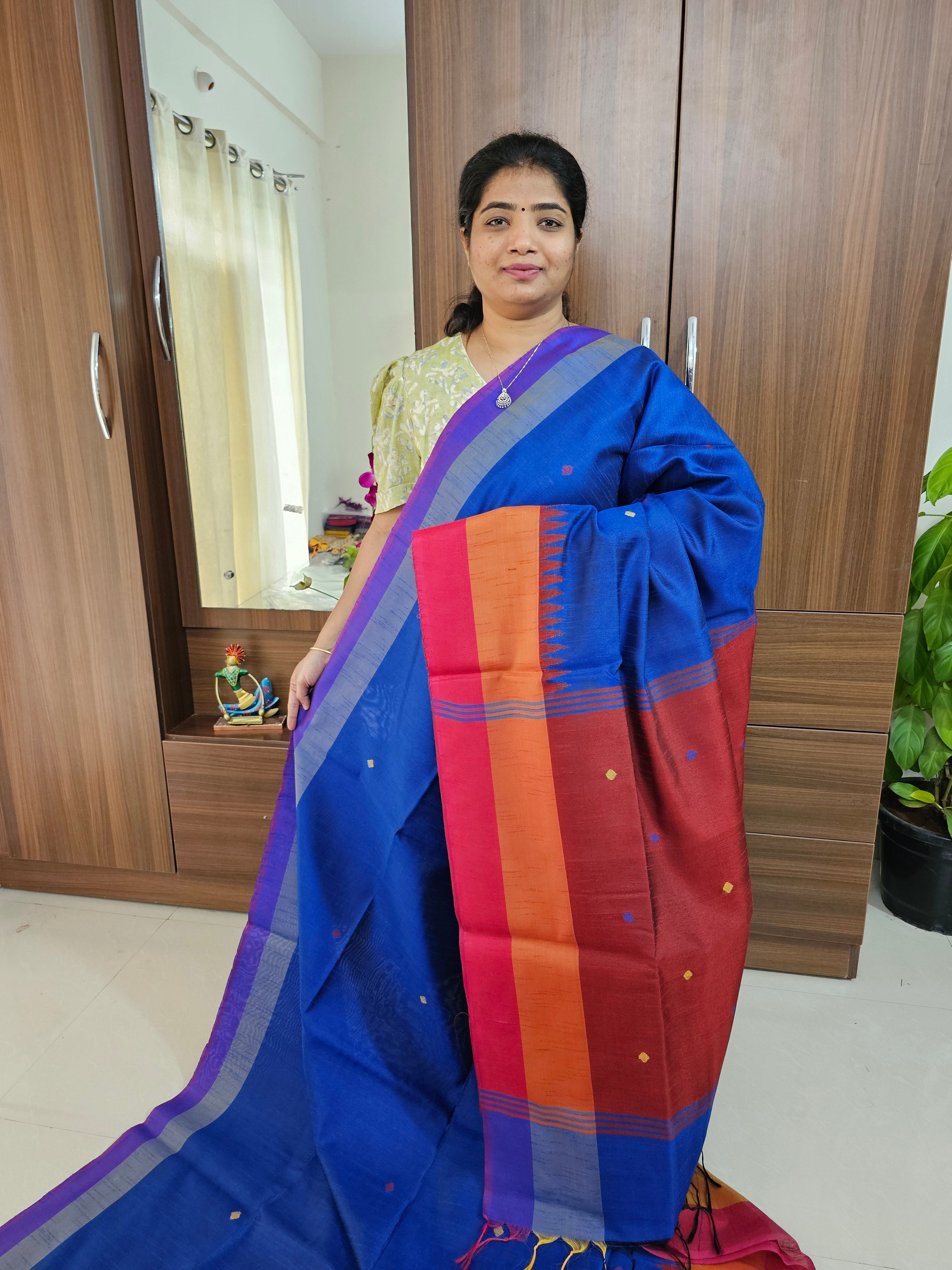 Semi Raw Silk - Royal Blue with Maroon – Looms Legacy