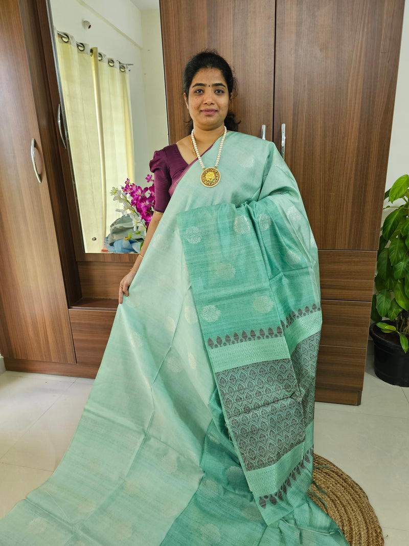 Semi Maandu Tussar Silver Zari Weaving Half and Half Shade Saree - Sea Green