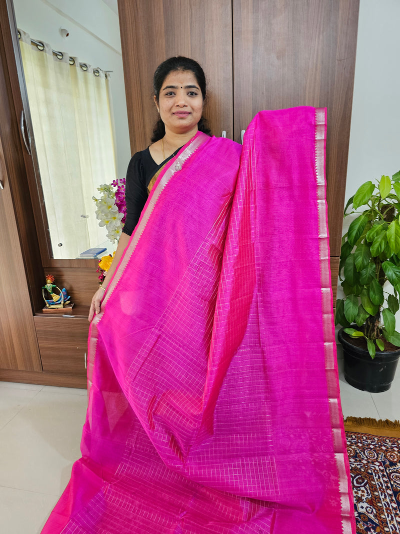 Handwoven Mangalagiri Pattu Saree with Beautiful  Small Checks - Pink