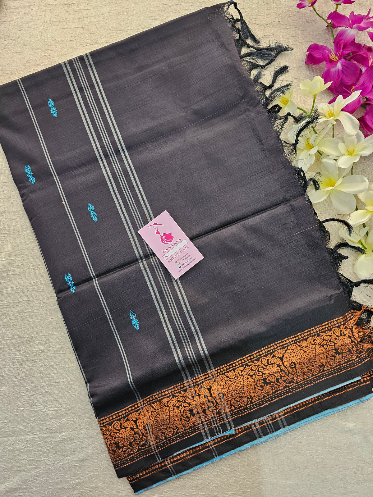 Blue with Black Pallu Chinnalampattu Small Border Saree