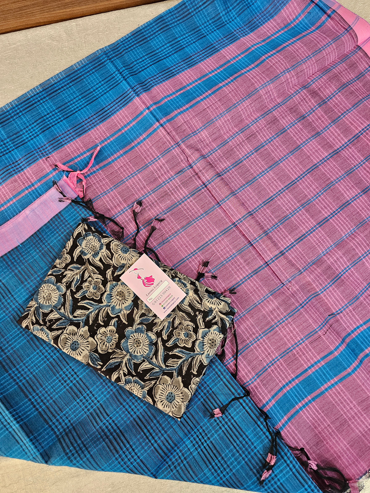 Handloom Mangalagiri Cotton - Blue with Pink