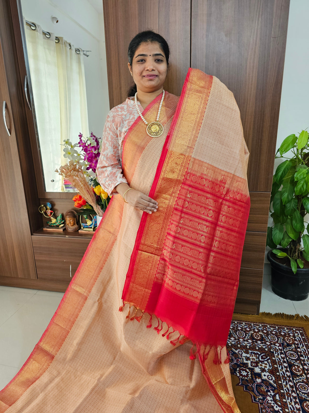 Cream with Red Lakshadeepam Handloom Kanchi Silk Cotton