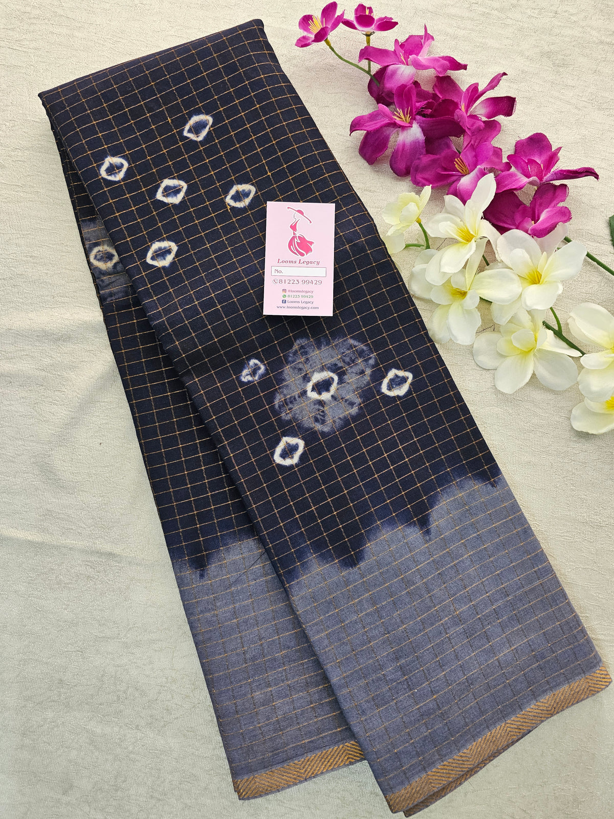 Madurai Sungadi Cotton Small Checks  Saree - Navy Blue with Grey