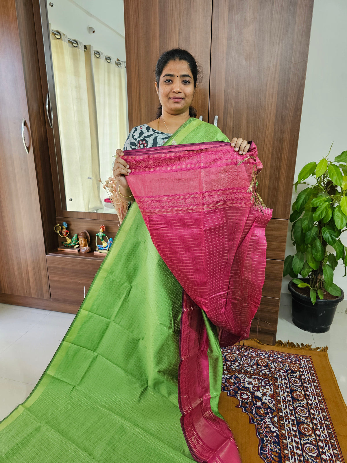 Semi Raw Silk Saree - Green with Pink