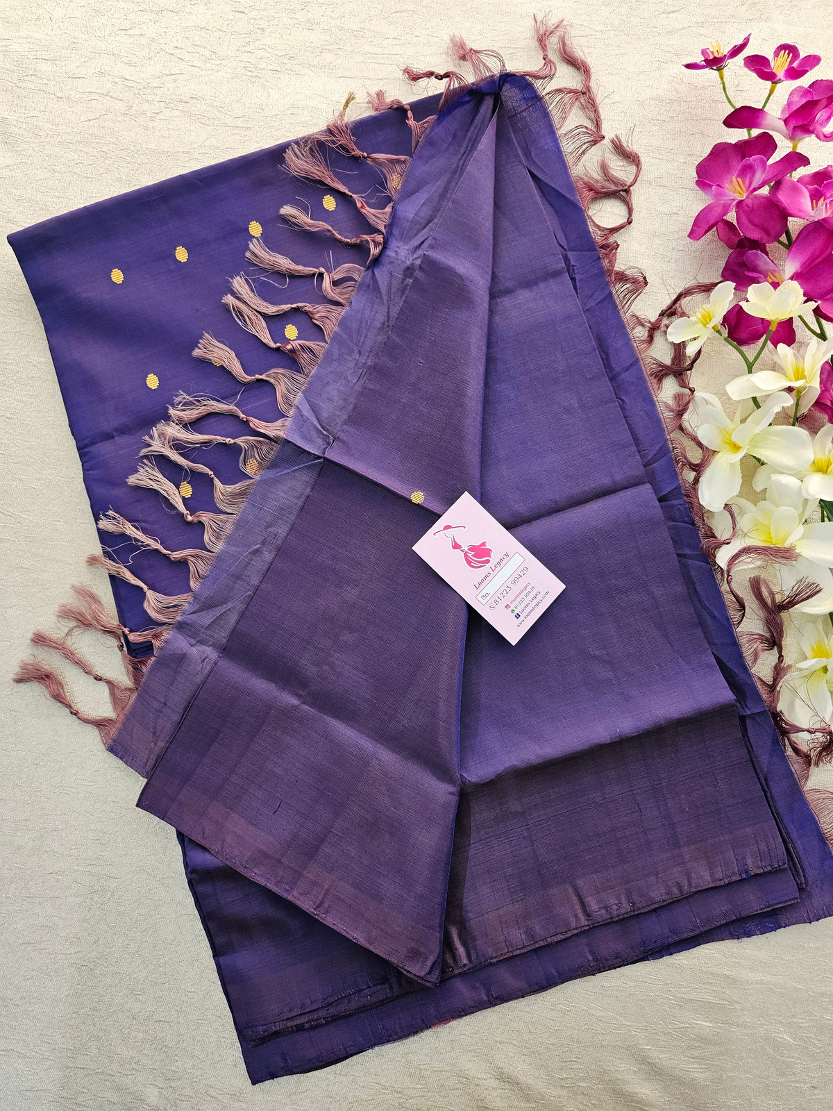 Monochrome Dark Blue Handwoven Chinnalampattu Saree