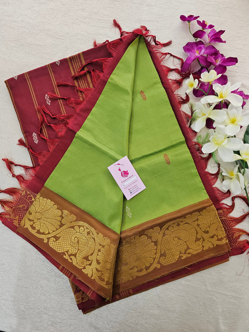 Parrot Green with Maroon Pink Pallu Chinnalampattu Small Border Saree