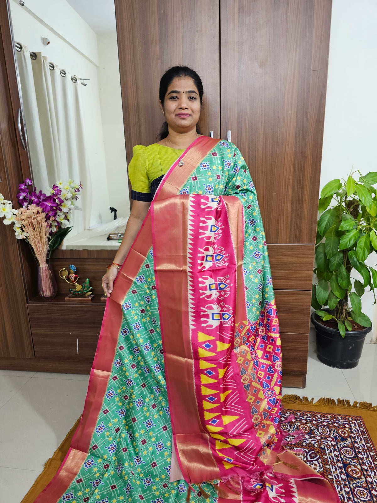 Pochampally Art Silk Saree - Sea Green with Pink