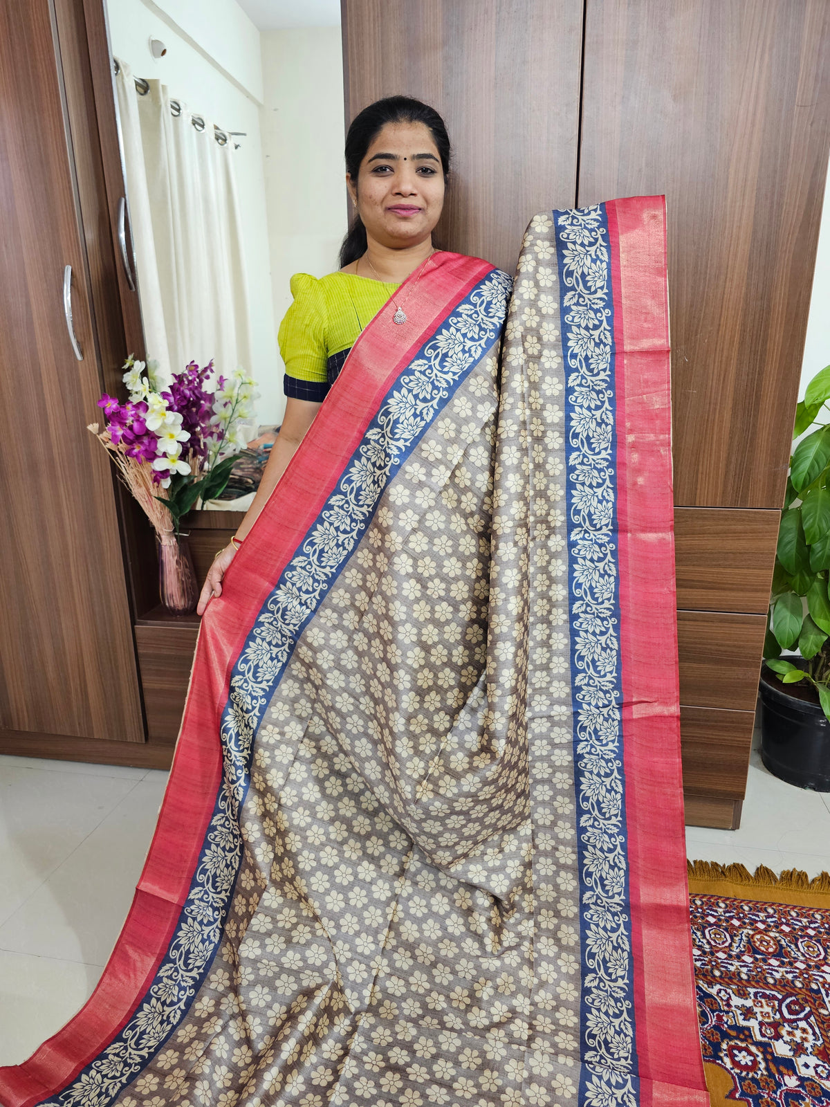 Semi Ghicha with Floral Pattern Saree - Grey with Red