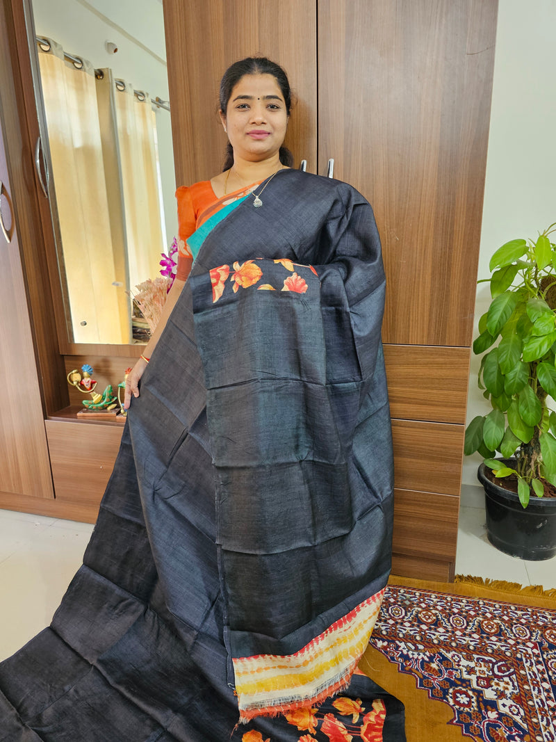 Black with Floral Pattern Handwoven Tussar Silk Saree