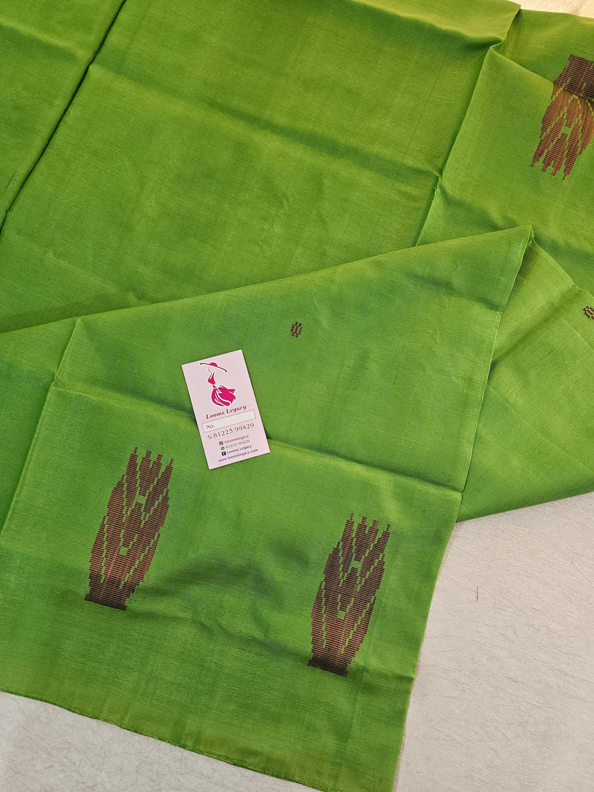 Green with Pink Pallu Handwoven Chinnalampattu Saree