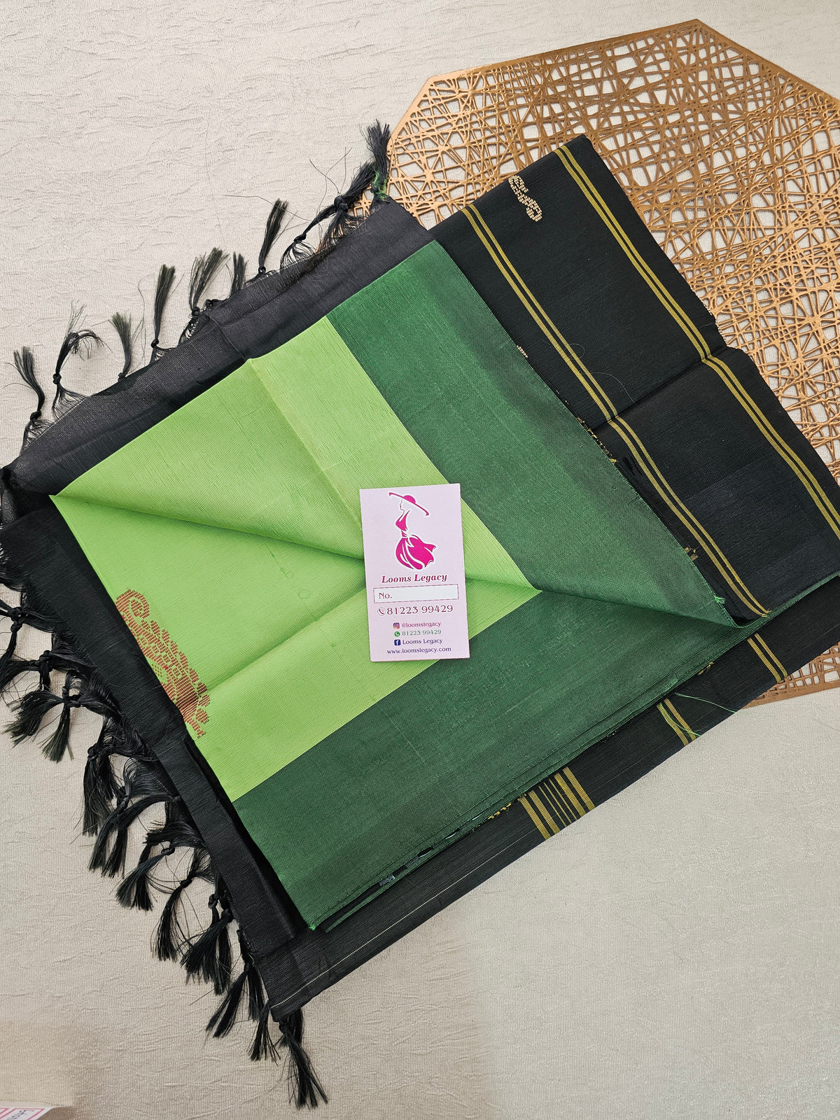 Green with Black Pallu Handwoven Chinnalampattu Saree