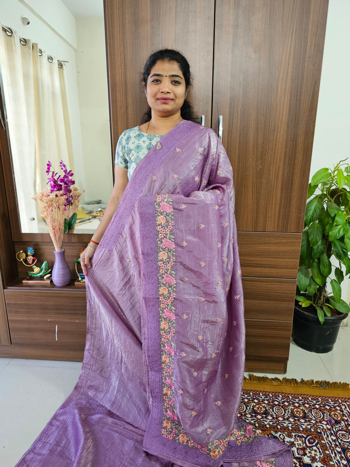 Premium Crushed Soft Saree with Emboridery Border - Lavender