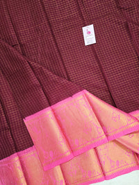 Madurai Sungadi Cotton Small Checks with Big Border Saree - Maroon with Pink