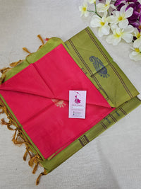 Reddish Pink with Dual Shade Green cum Yellow Pallu Handwoven Chinnalampattu Saree