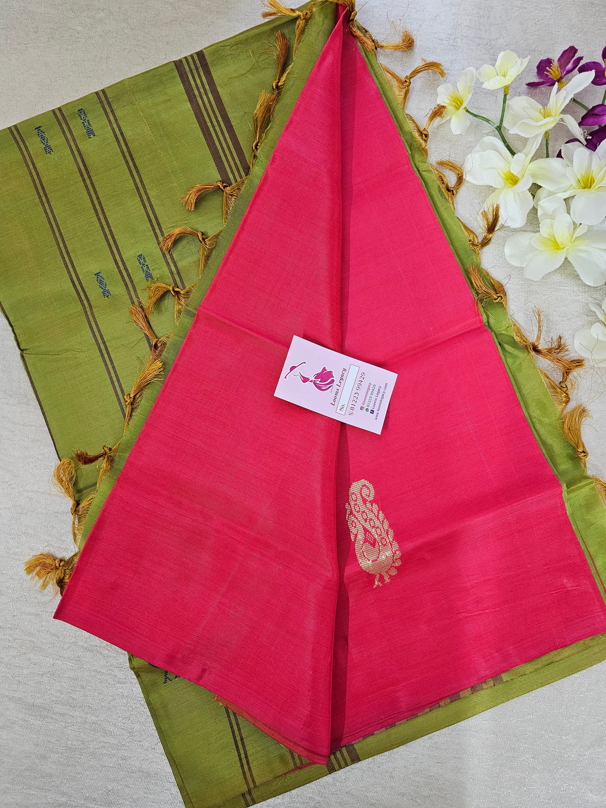 Reddish Pink with Dual Shade Green cum Yellow Pallu Handwoven Chinnalampattu Saree