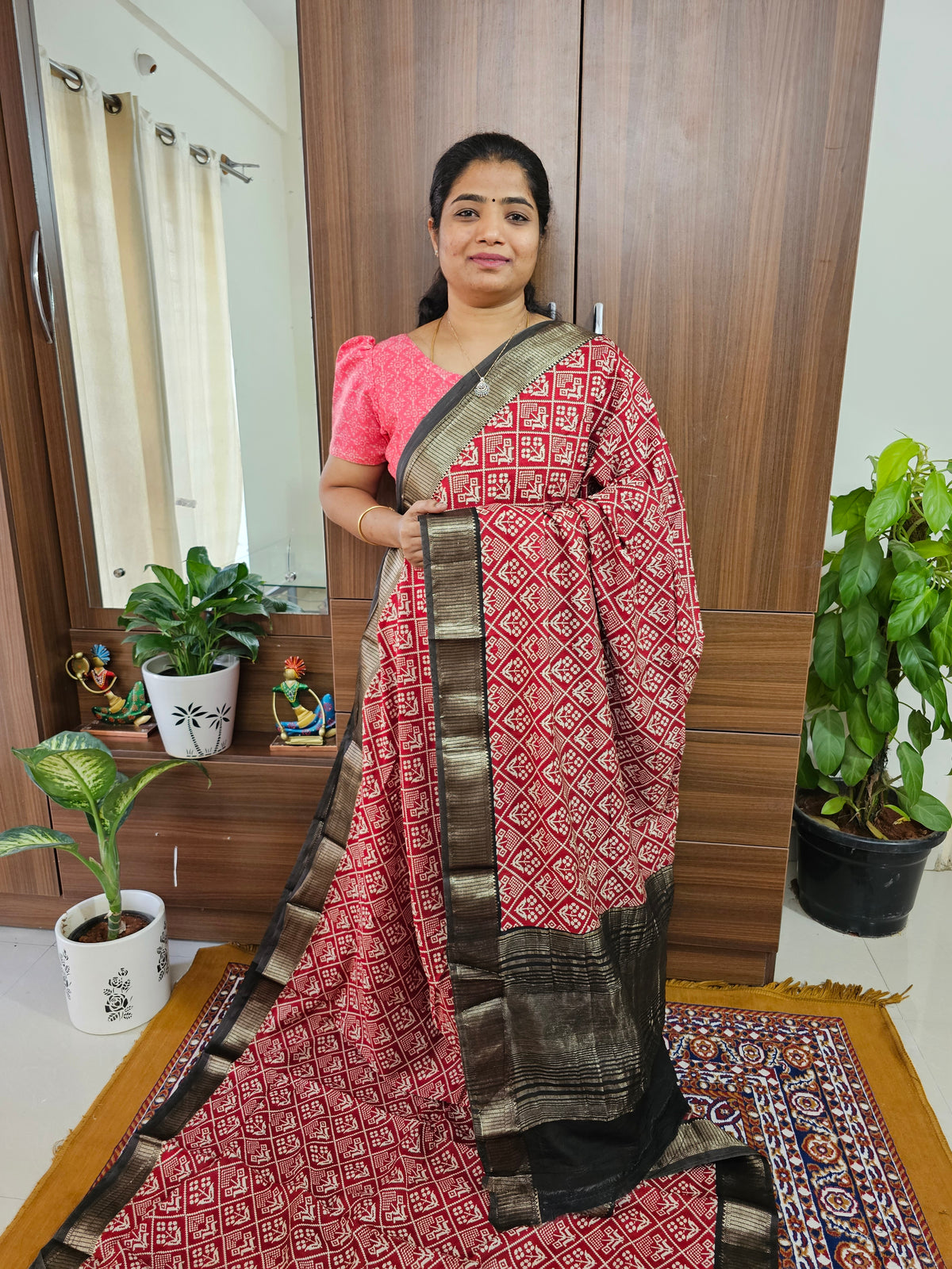 Semi Moonga Silk Saree - Red with Grey