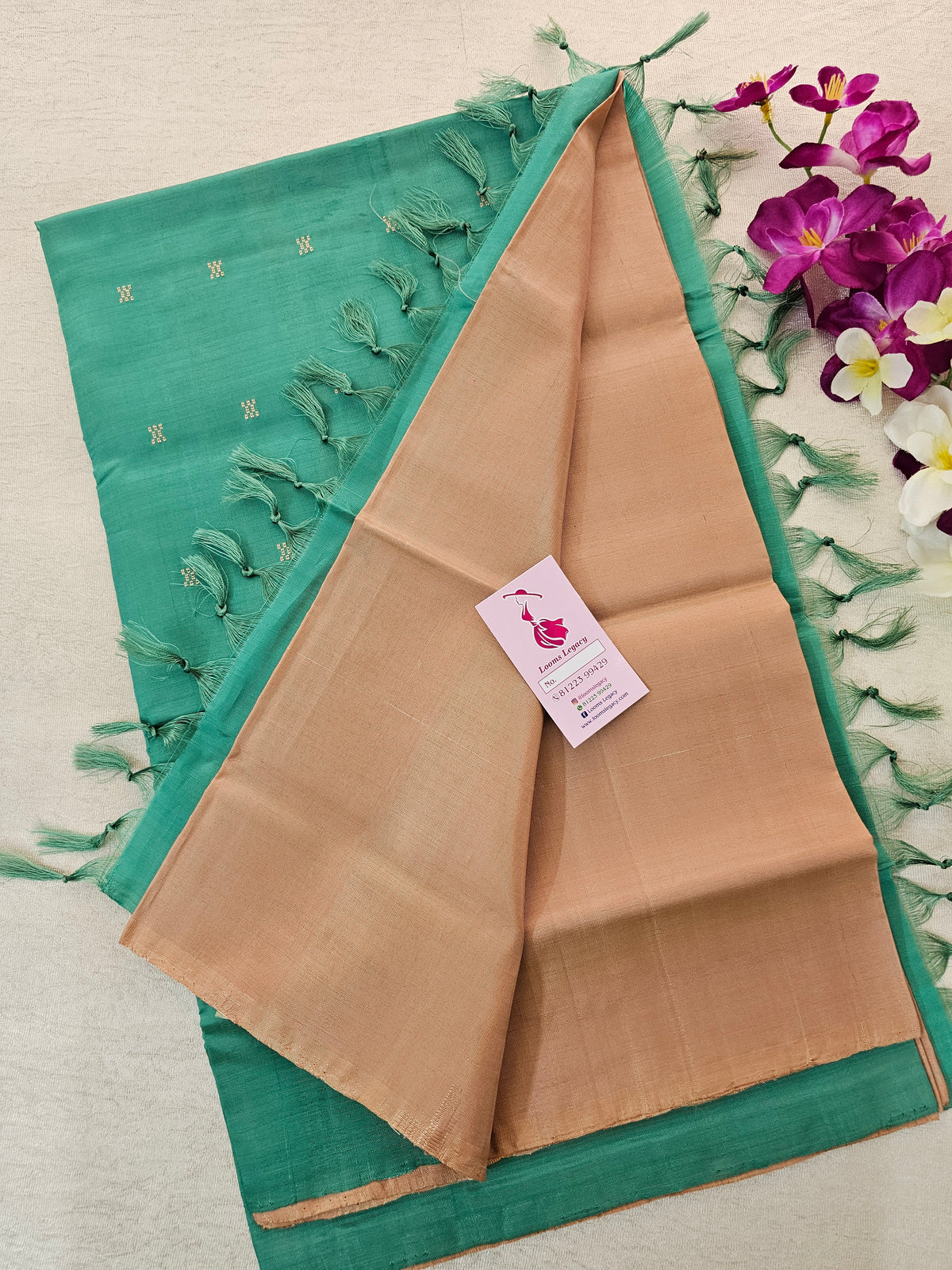 Cream with Sea Green PalluHandwoven Chinnalampattu Saree