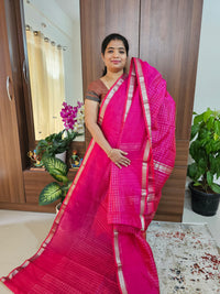 Handwoven Mangalagiri Pattu Saree with Beautiful  Small Checks - Pink