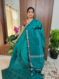 Handwoven Mangalagiri Pattu Saree with Beautiful  Small Checks - Peacock Green