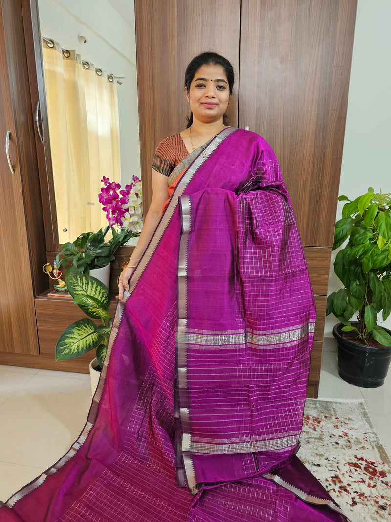 Handwoven Mangalagiri Pattu Saree with Beautiful  Small Checks - Magenta Pink