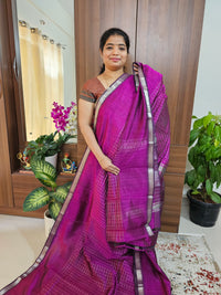 Handwoven Mangalagiri Pattu Saree with Beautiful  Small Checks - Magenta Pink