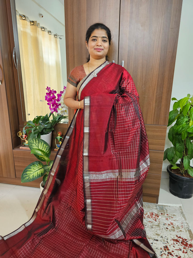 Handwoven Mangalagiri Pattu Saree with Beautiful  Small Checks - Maroon