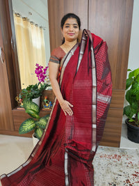 Handwoven Mangalagiri Pattu Saree with Beautiful  Small Checks - Maroon