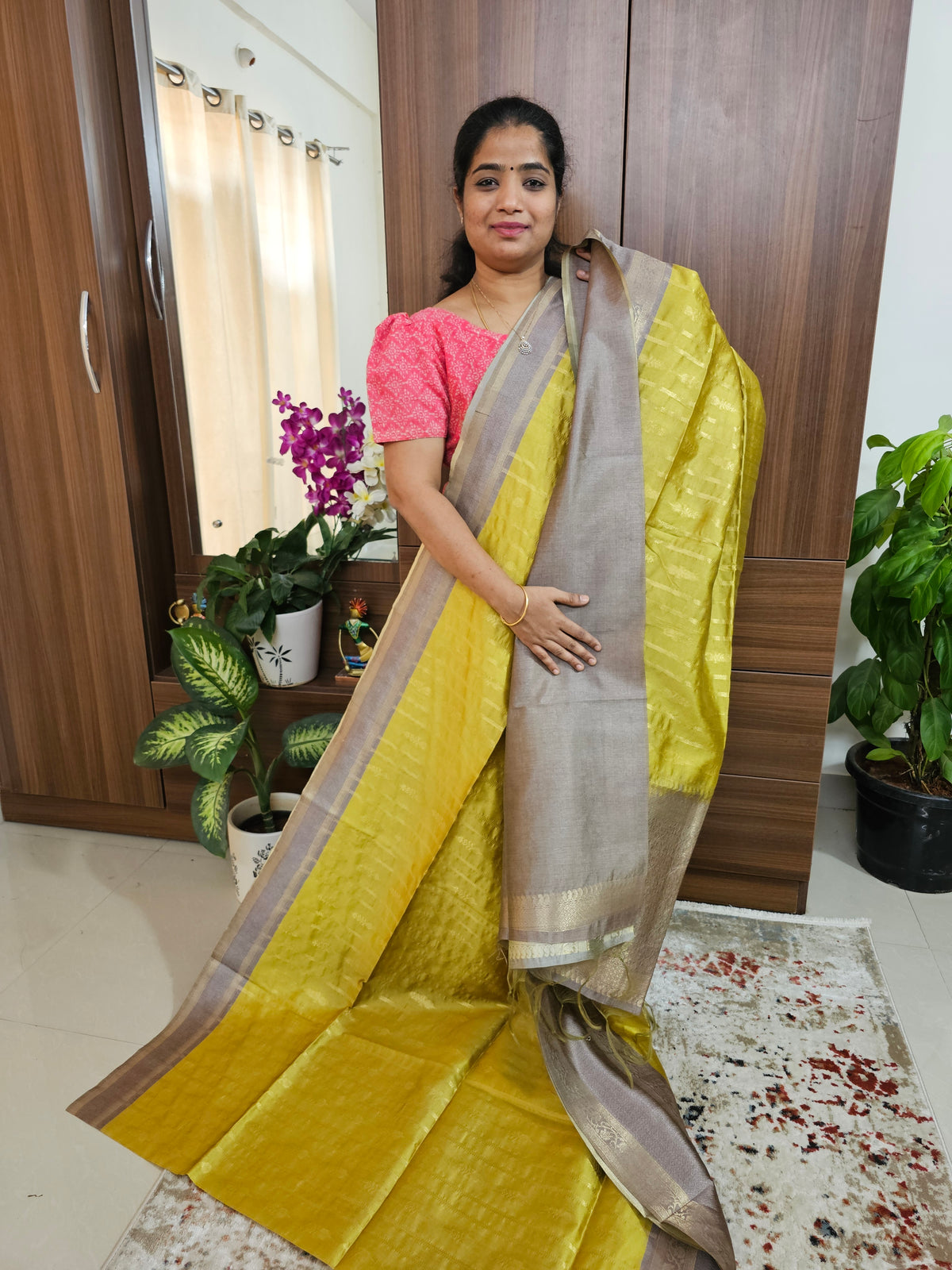 Semi Maandu Tussar Zari Weaving Saree - Lime Green with Grey