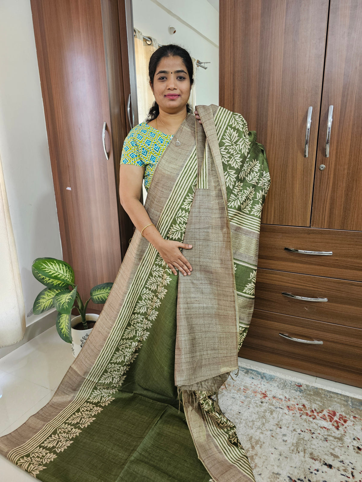 Semi Ghicha Shibori Printed Saree - Green