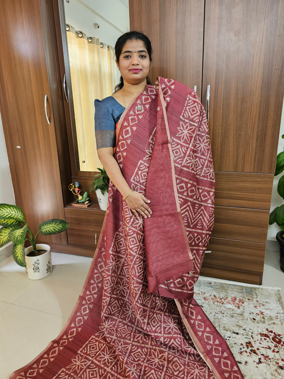 Semi Ghicha  Printed Saree - Maroon