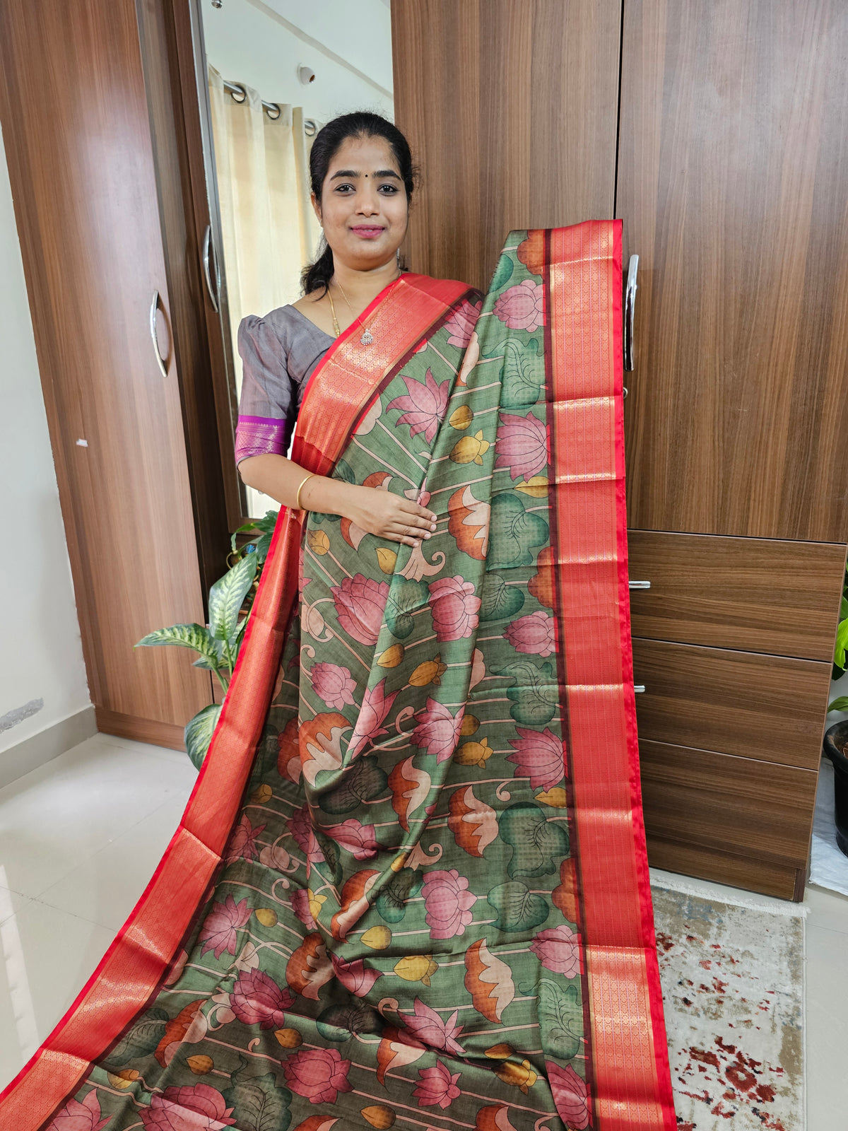 Semi Gadwal Silk Sarees with Digital Prints - Green with Red