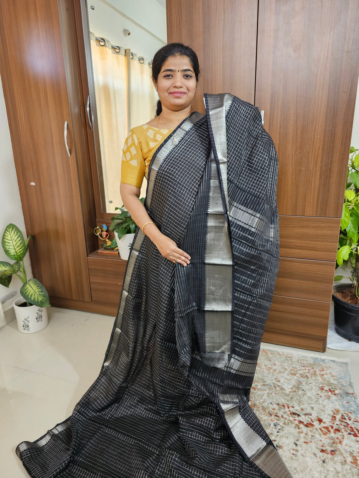 Handwoven Mangalagiri Pattu Saree with Small Checks - Black