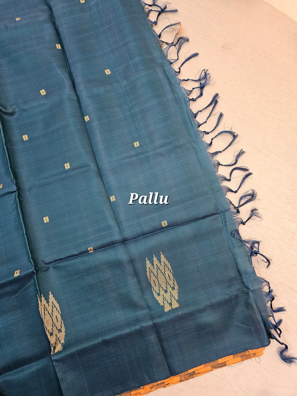 Peach with Peacock Green Stripes Handwoven Chinnalampattu Saree