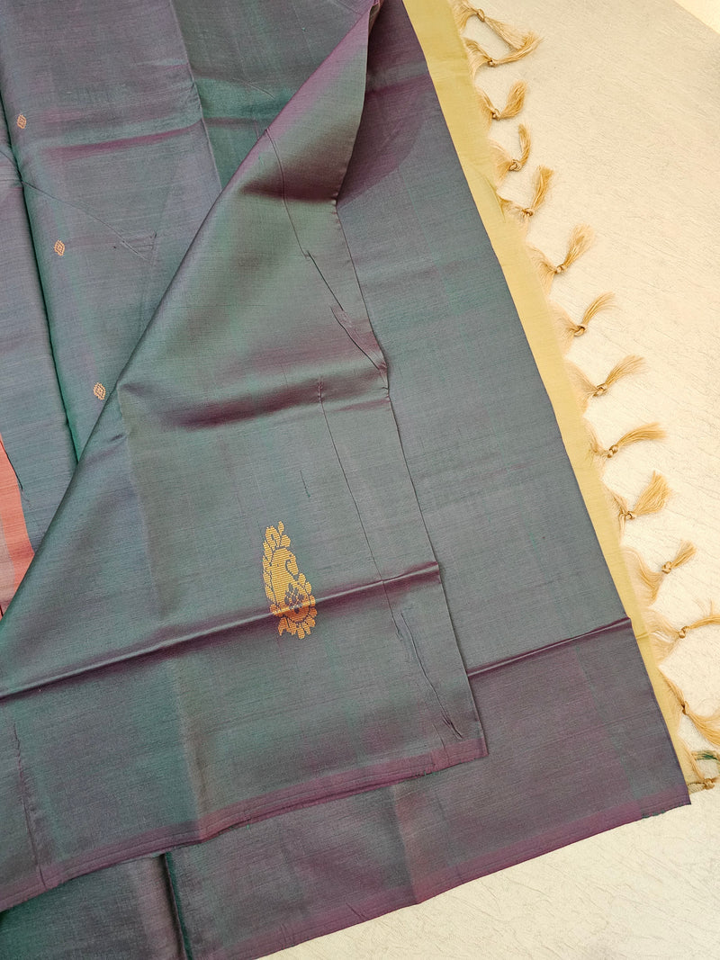 Dual Shade Green cum Purple with Cream Pallu Handwoven Chinnalampattu Saree