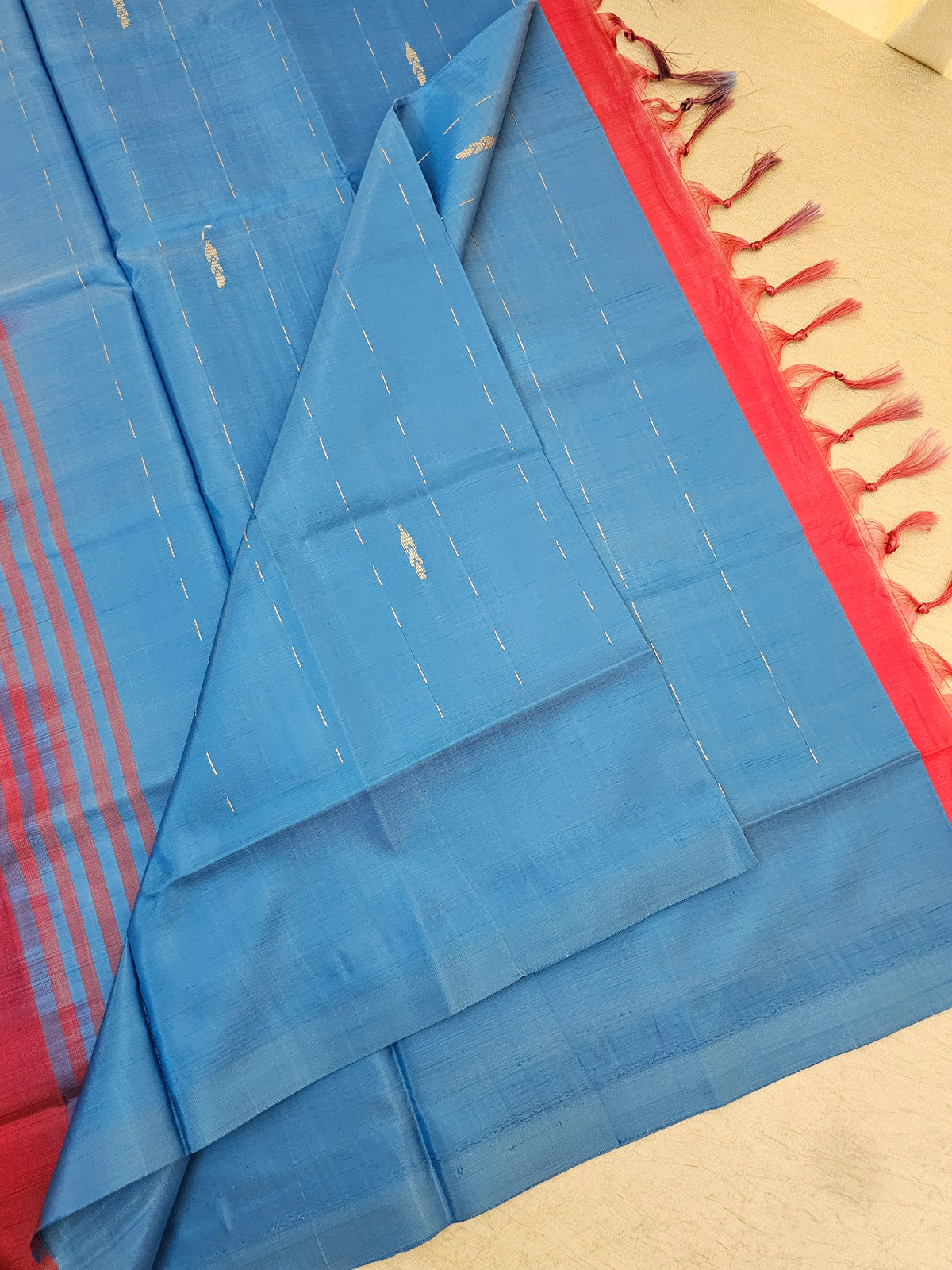 Blue with Pink Pallu Handwoven Chinnalampattu Saree