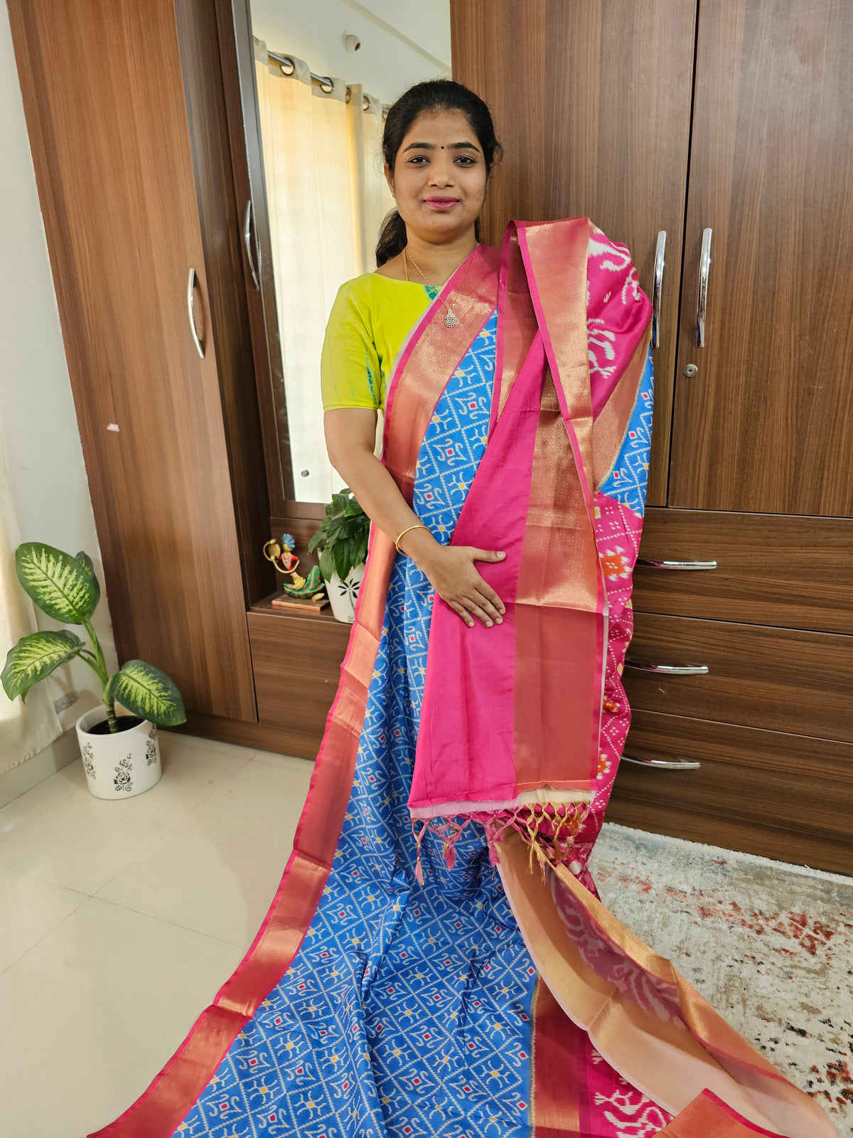 Pochampally Art Silk Saree - Blue with Pink