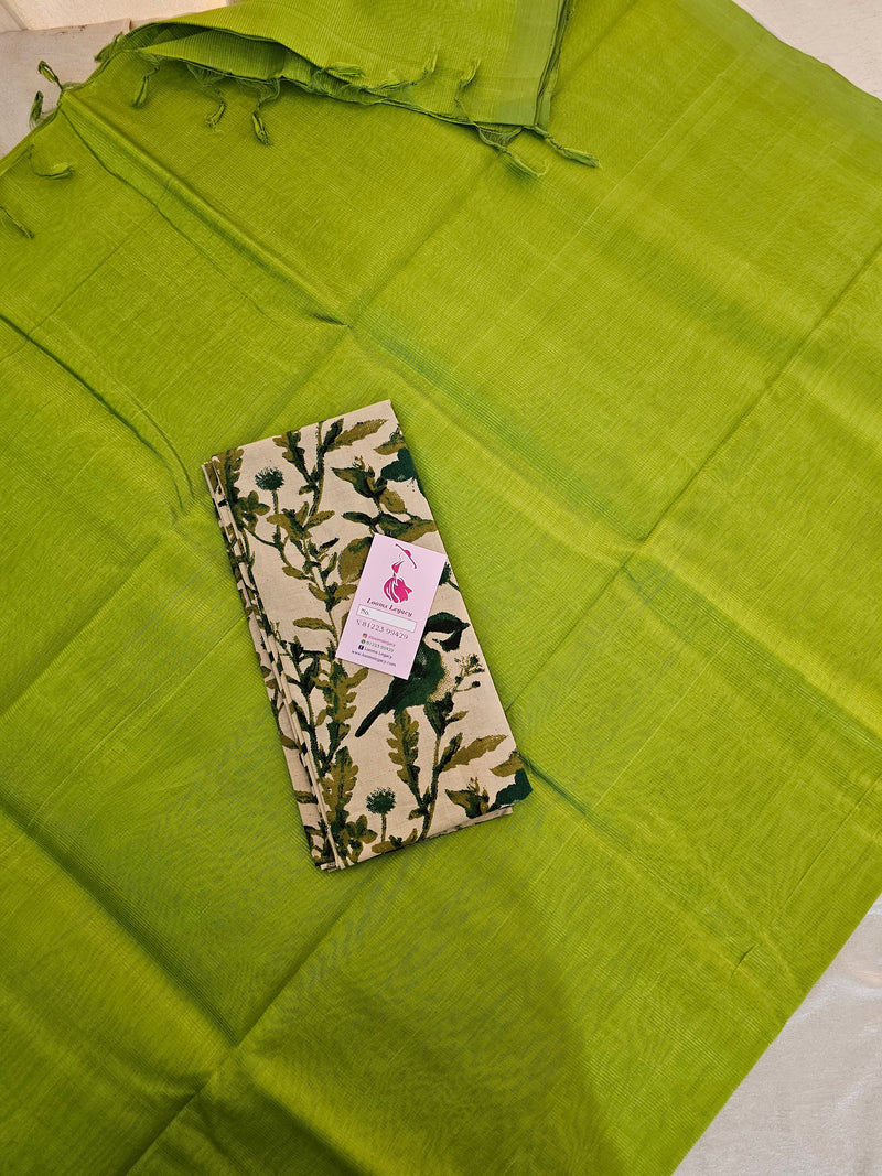 Handwoven Mangalagiri Plain Pattu Saree with Mix and Match Cotton Blouse - Green