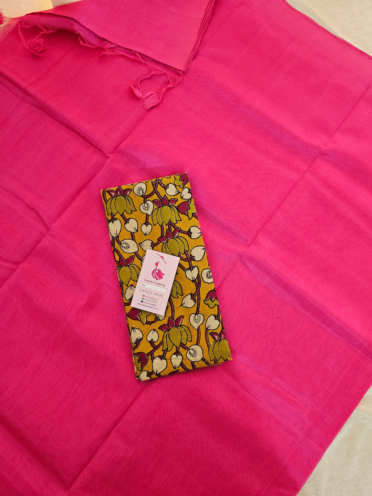 Handwoven Mangalagiri Plain Pattu Saree with Mix and Match Cotton Blouse - Pink