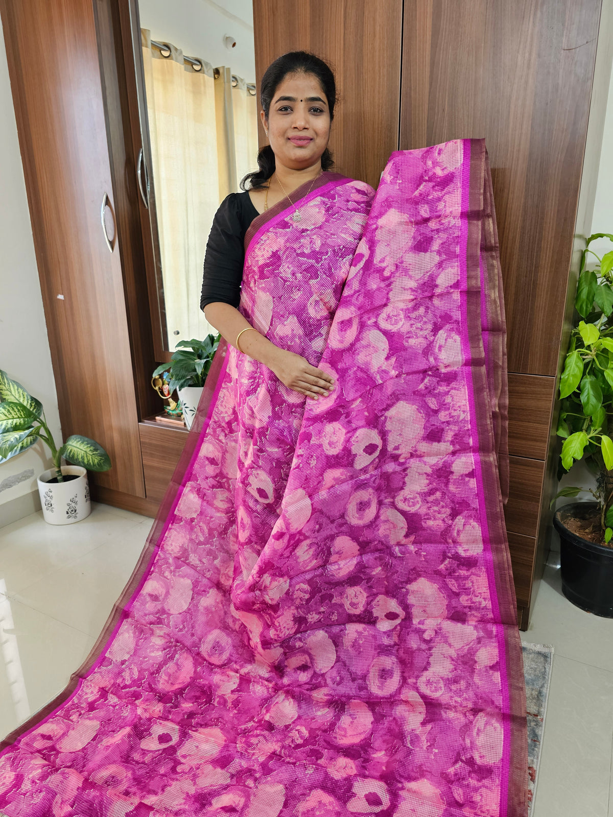 Handwoven Kota Tussar Saree with Zari Border - Pink