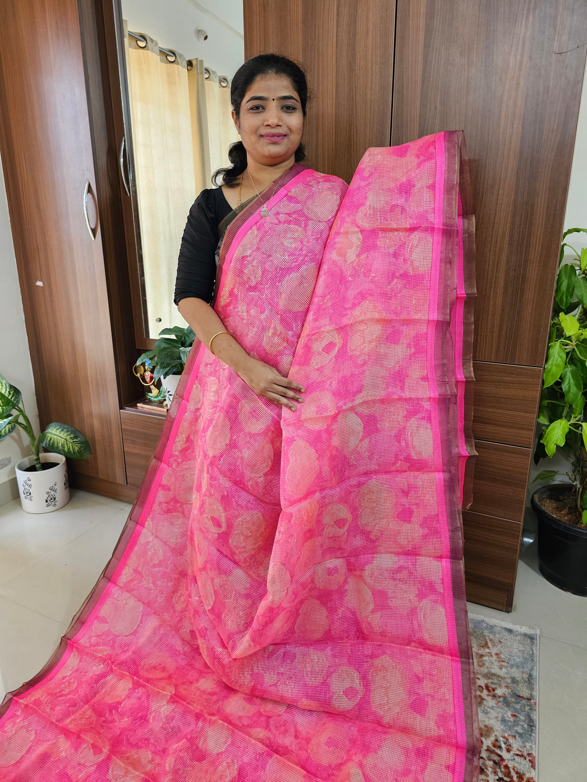 Handwoven Kota Tussar Saree with Zari Border - Rosy Pink