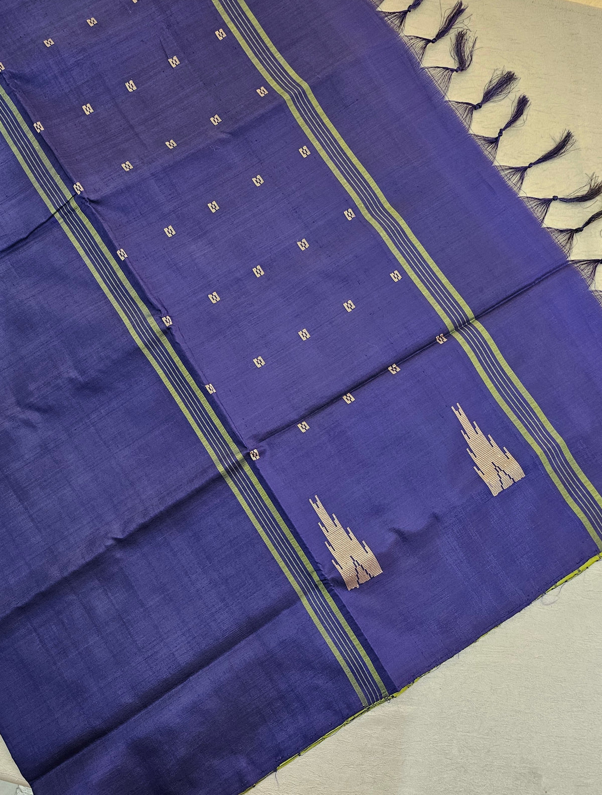 Chinnalampattu Saree - Green with Navy Blue