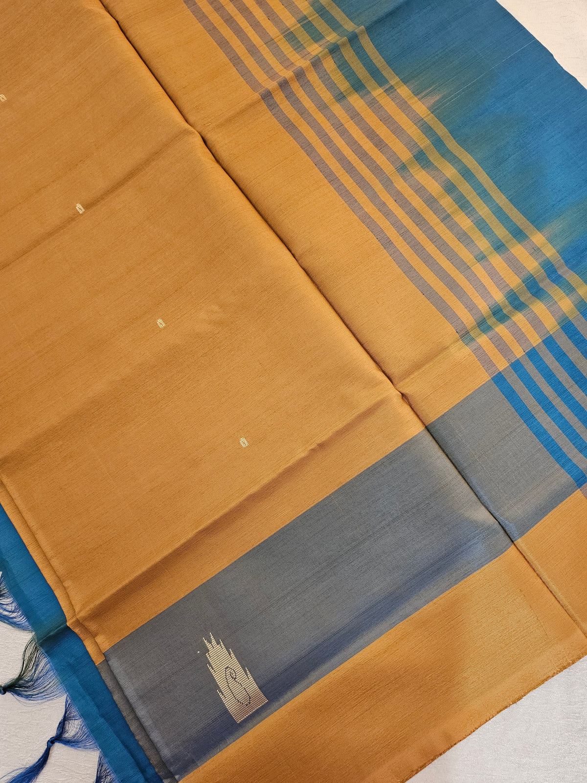 Chinnalampattu Saree - Golden Brown with Peacock Blue