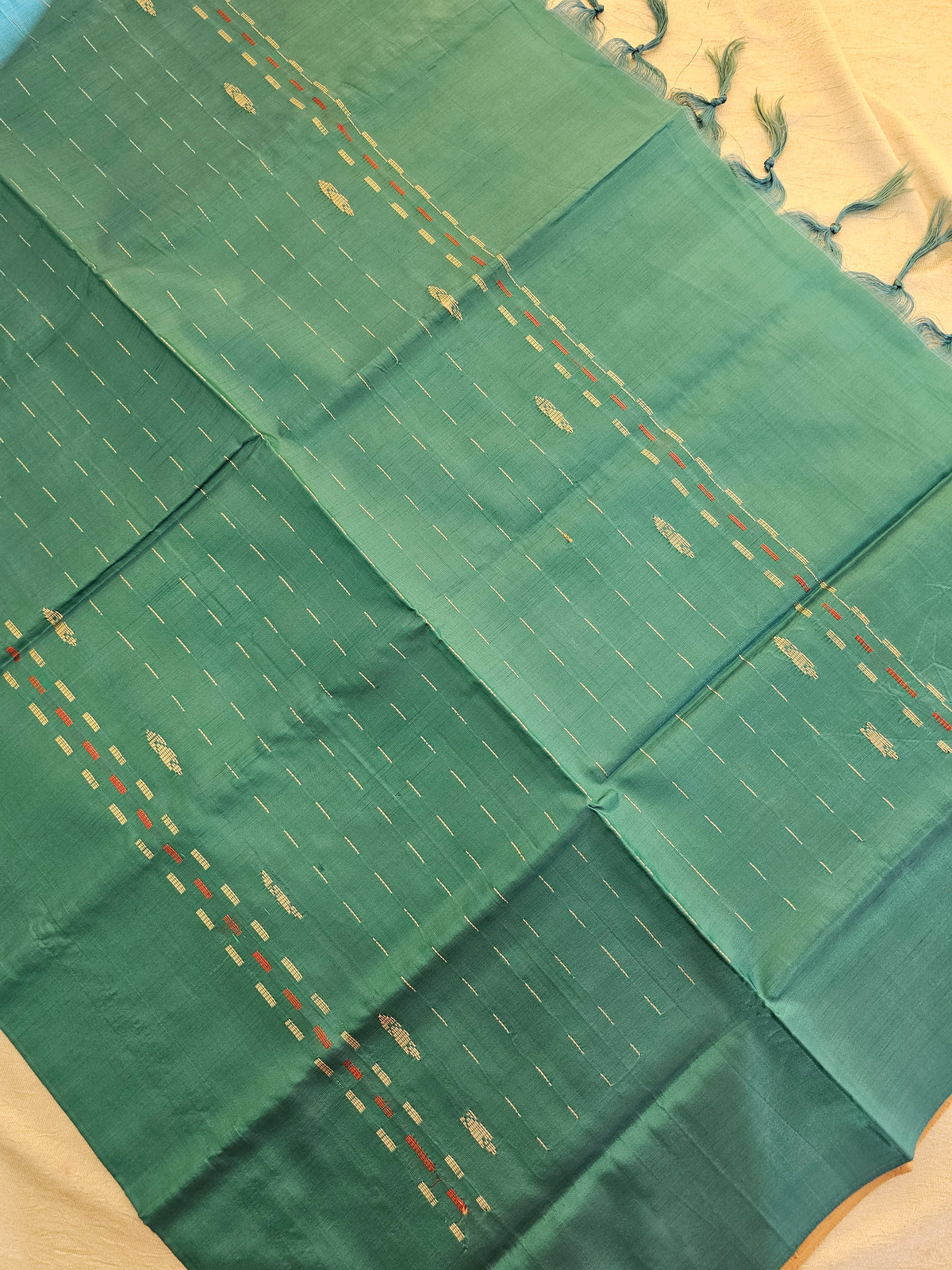 Chinnalampattu Saree - Cream with Sea Green