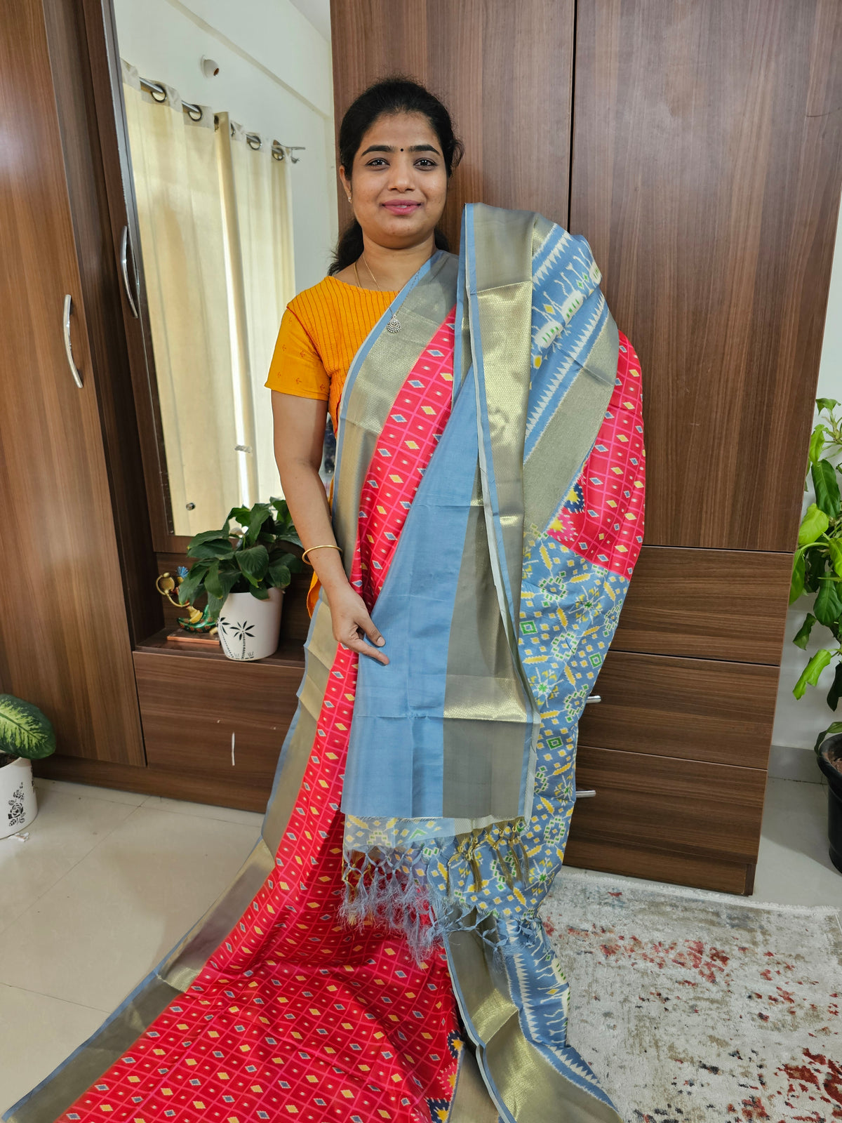 Pochampally Art Silk Saree - Red with Grey