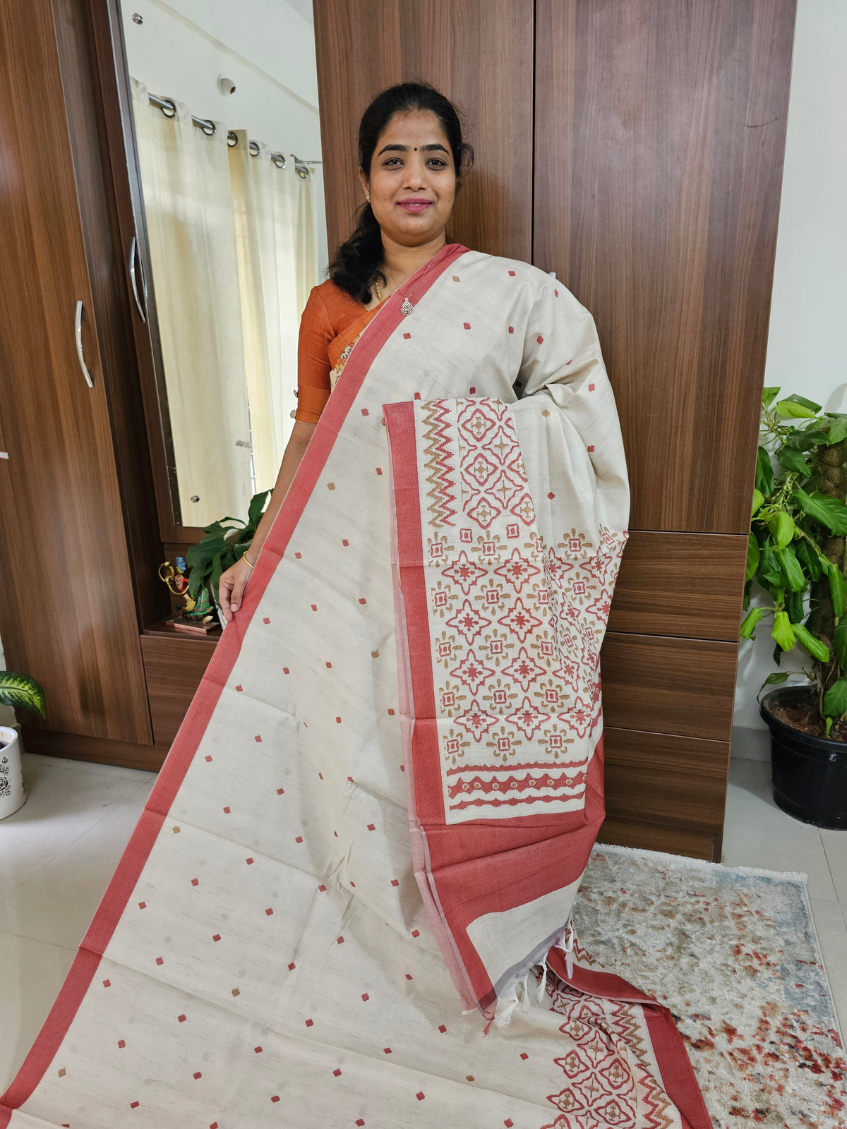 Semi Tussar with Digital Printed Saree - Cream with Marron